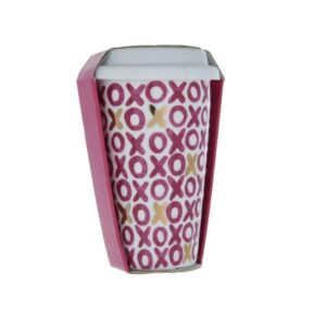 Hugs and kisses travel mug