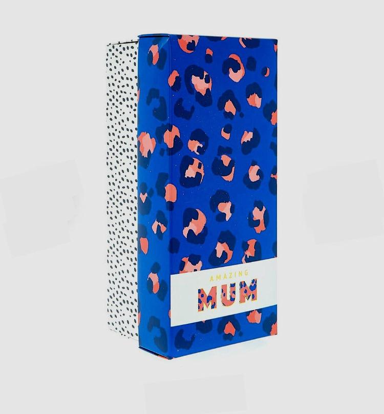 Amazing Mum Animal Print Wine Glass - Image 3