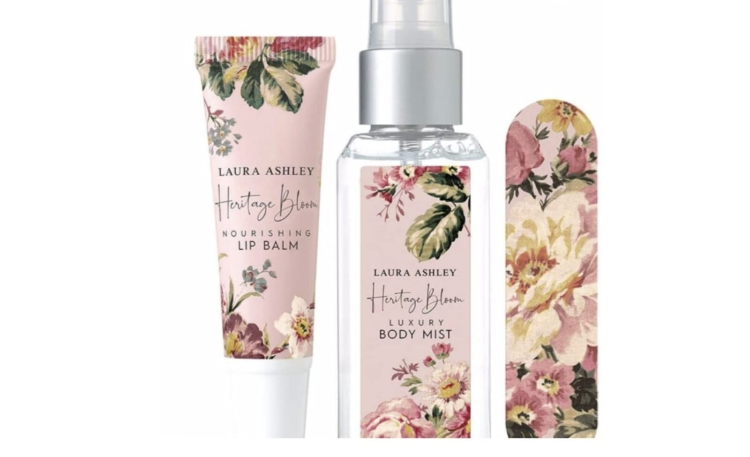 Laura Ashley Handbag Essentials Gift Set - Image 2